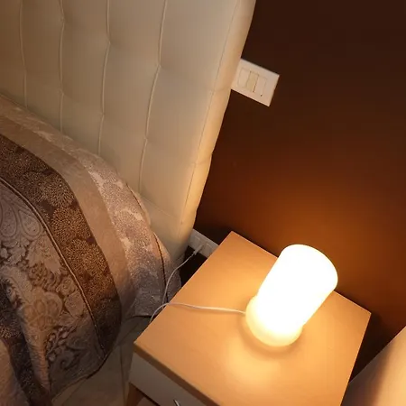 伽伐尼公寓 公寓 *